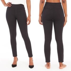 Spanx Perfect Fit Back Seam Skinny Pull On Black Pants